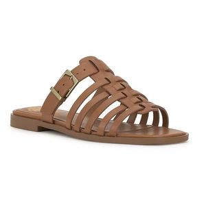 🍀Vince Camuto sandals